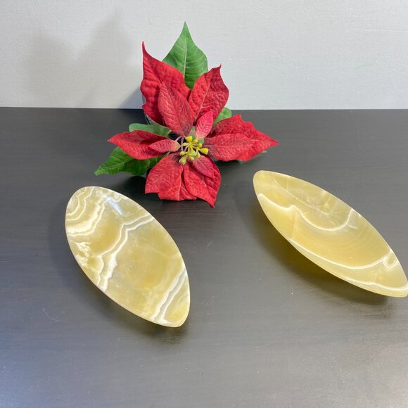 Set of 2 Hand Carved Onyx Tray, Table Center Decor Fruit Trays, Yellow White - Picture 10 of 10